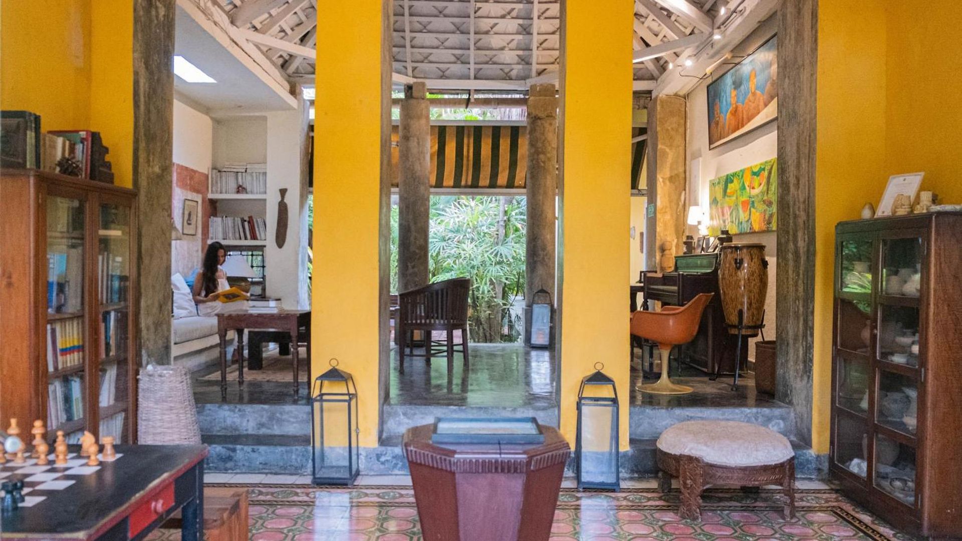 Casa De Columnas Hotel *