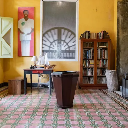 Hotel Casa De Columnas