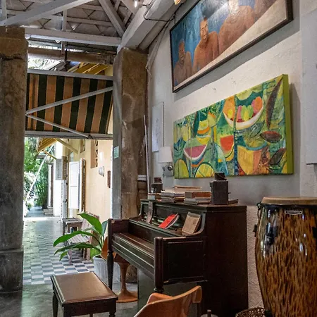Hotel Casa De Columnas